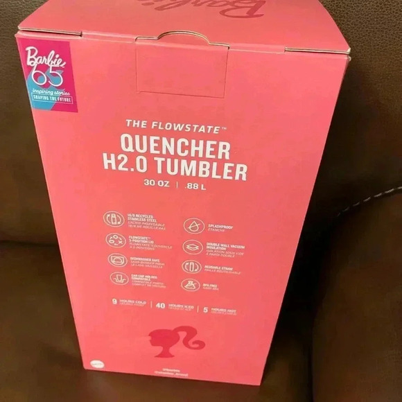 NIB Stanley x Barbie Icon Pink 30 oz unreleased steel Tumbler in collectors box - Picture 3 of 3